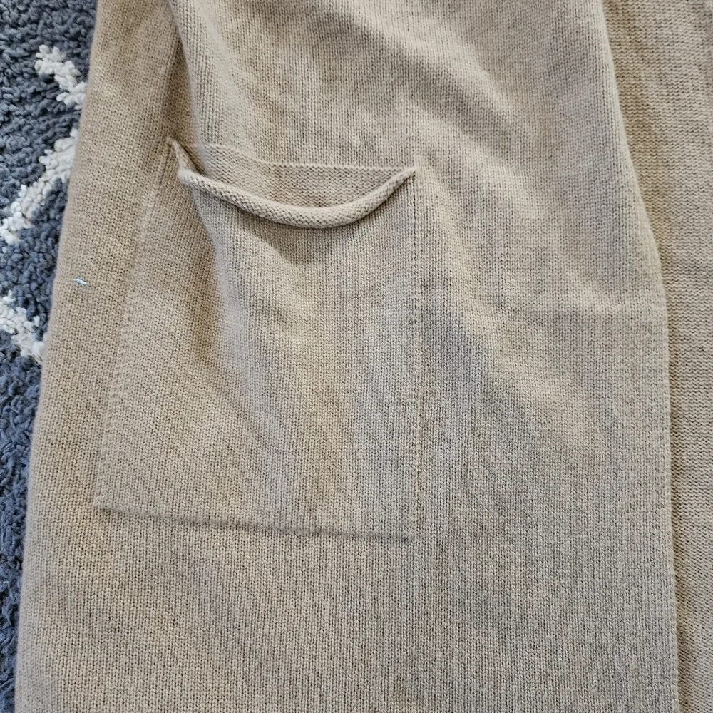 GENTLE HERD 100% Wool Long Cardigan With Pockets - Picture 7 of 7
